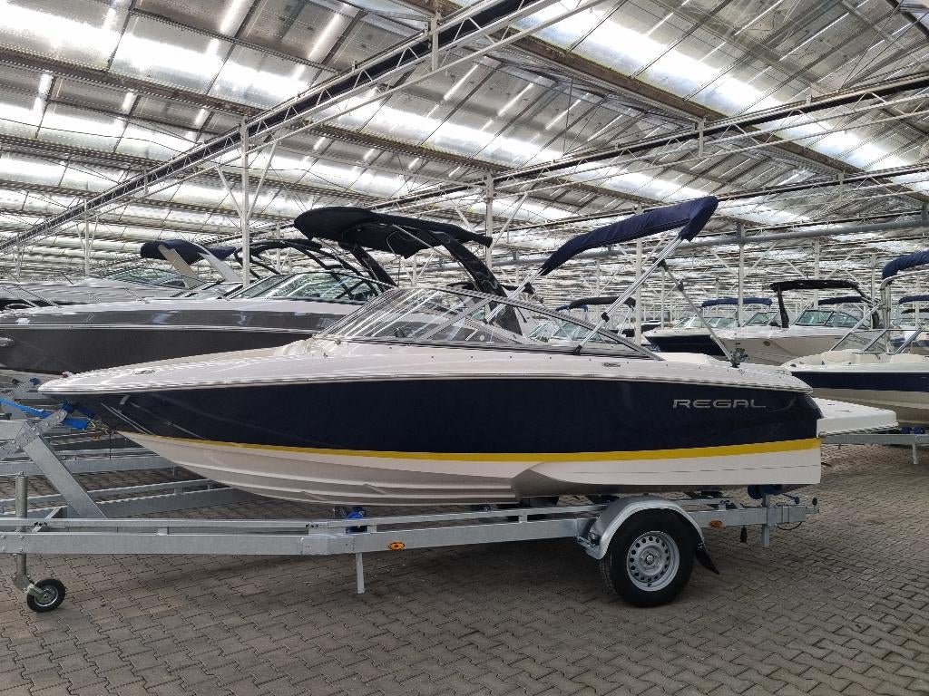 Regal 1900 van het jaar 2007 Volvo Penta 3.0 GL 135 PK, Watersport en Boten, Ophalen, Binnenboordmotor, 6 meter of meer, 120 tot 200 pk