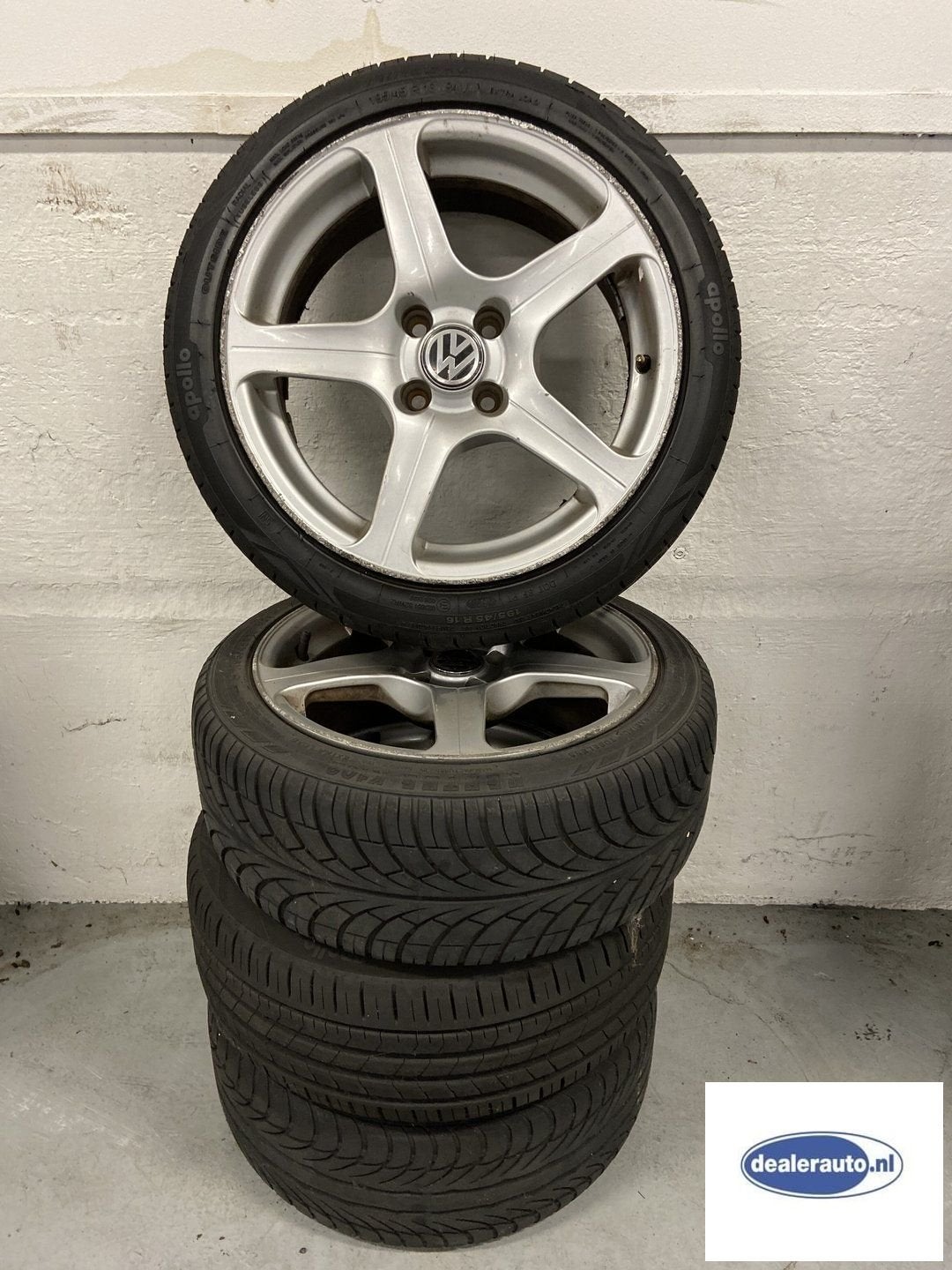 Volkswagen  195/45/R16 Zomerbanden, Autos : Pièces & Accessoires, Pneus & Jantes, Pneus et Jantes, Pneus été, -, Utilisé