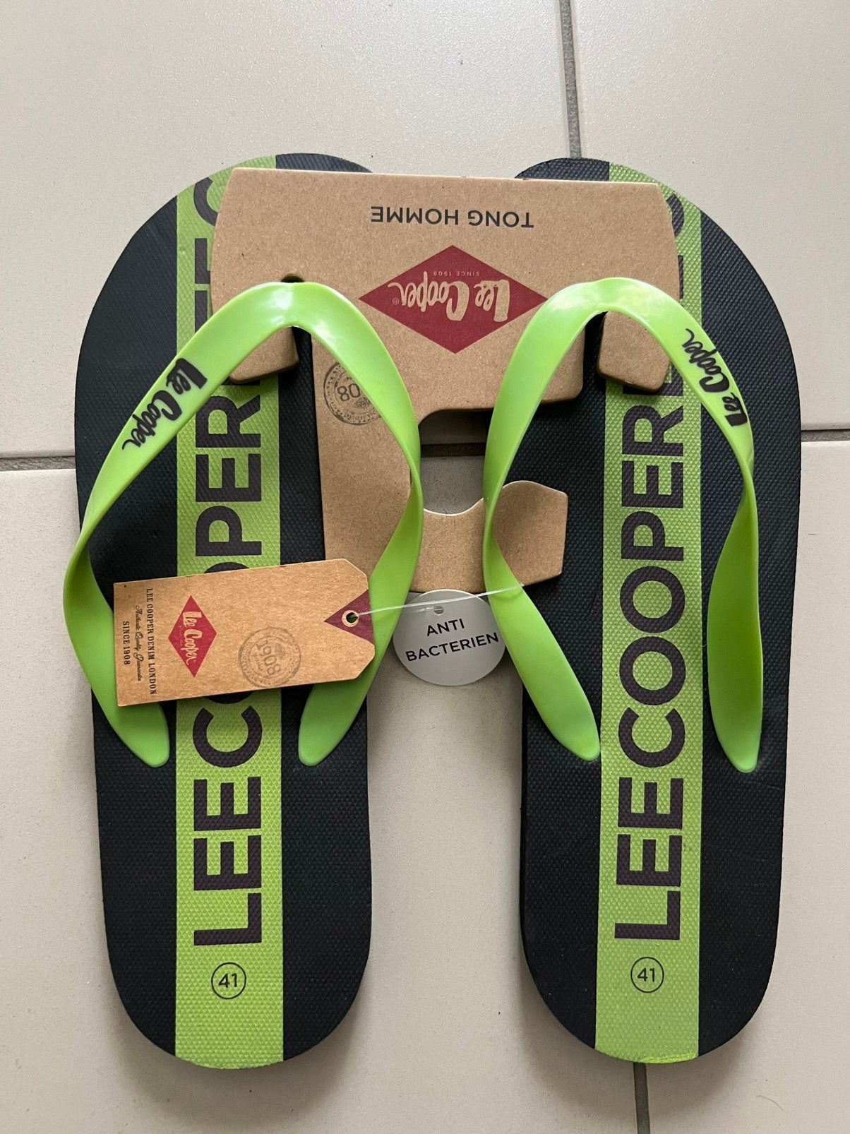Tongs Lee Cooper homme – Neuves avec étiquette, Enlèvement, Neuf