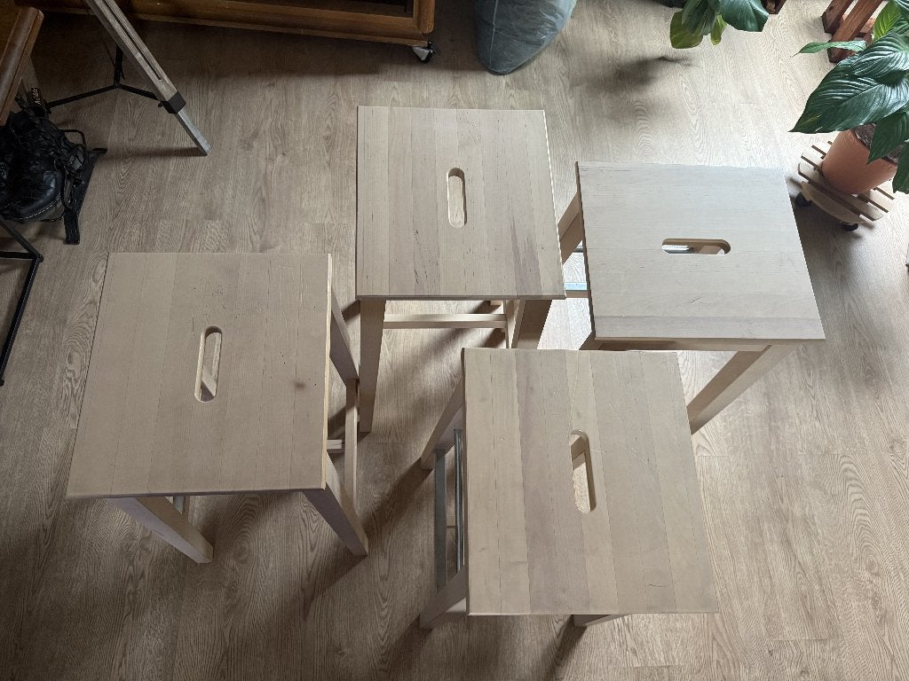 Lot de 4 tabourets, Maison & Meubles, Tabourets, Comme neuf, Bois, Enlèvement