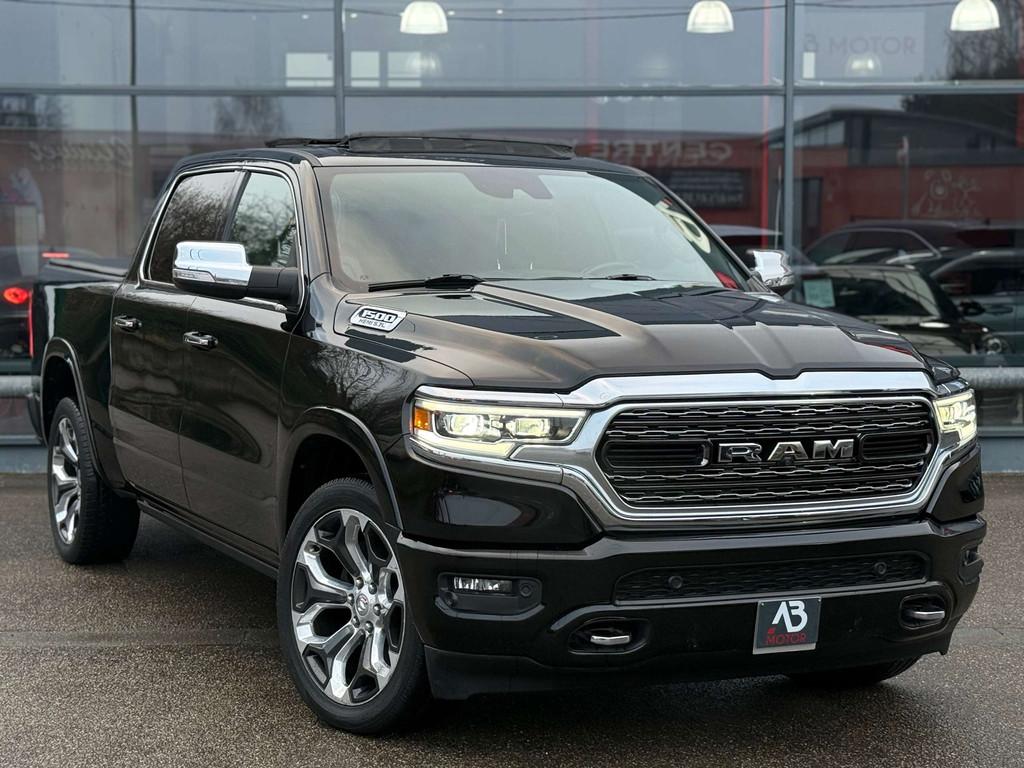 Dodge Ram 5.7i 400CV LiMiTED LPG 200L TVAC PANO SUSP. CAM360, Auto's, Automaat, 4 deurs, Gebruikt, Zwart