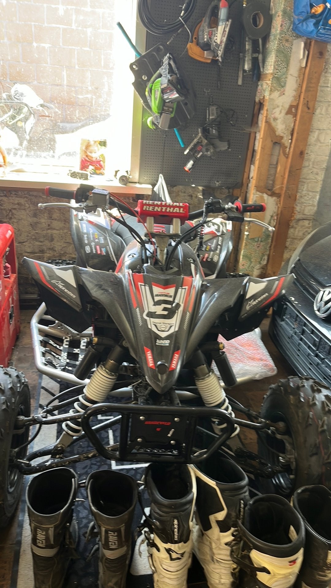 Quad, Ophalen, Gebruikt