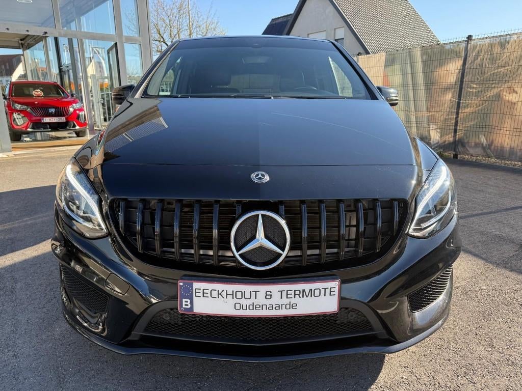 Mercedes-Benz B180 AMG-Line 7G-DCT // 12m garantie, Auto's, 170 g/km, 4 cilinders, Zwart, 1595 cc
