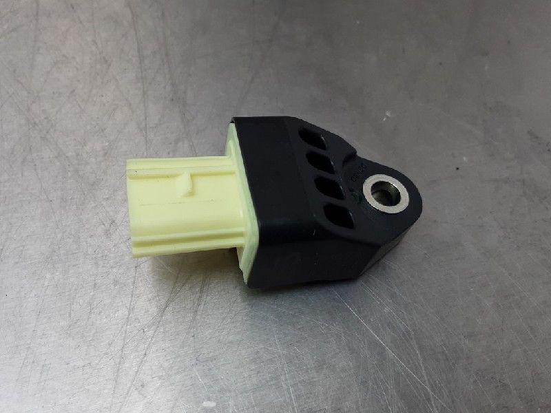 CAPTEUR AIRBAG Toyota Auris (E18) (|8983102140|), Utilisé, Toyota