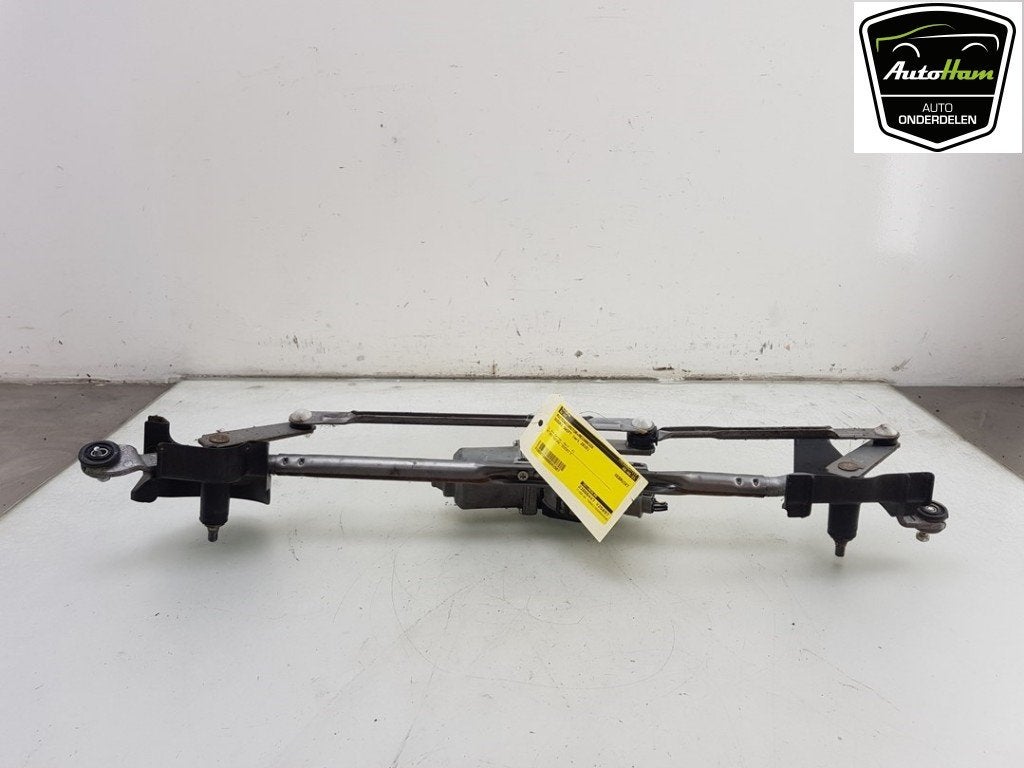 RUITENWISSER MECH + MOTOR Suzuki Swift (ZA / ZC / ZD), Suzuki-Allee 7
64625  Bensheim, DE, Gebruikt, Suzuki Deutschland GmbH, Kontakt@suzuki.de