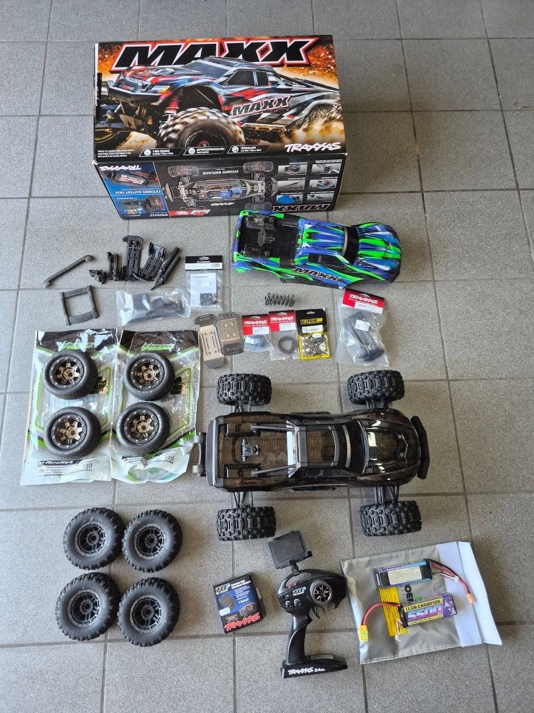 Traxxas Maxx V2, Hobby en Vrije tijd, Gebruikt, Auto offroad, Schaal 1:10, Ophalen