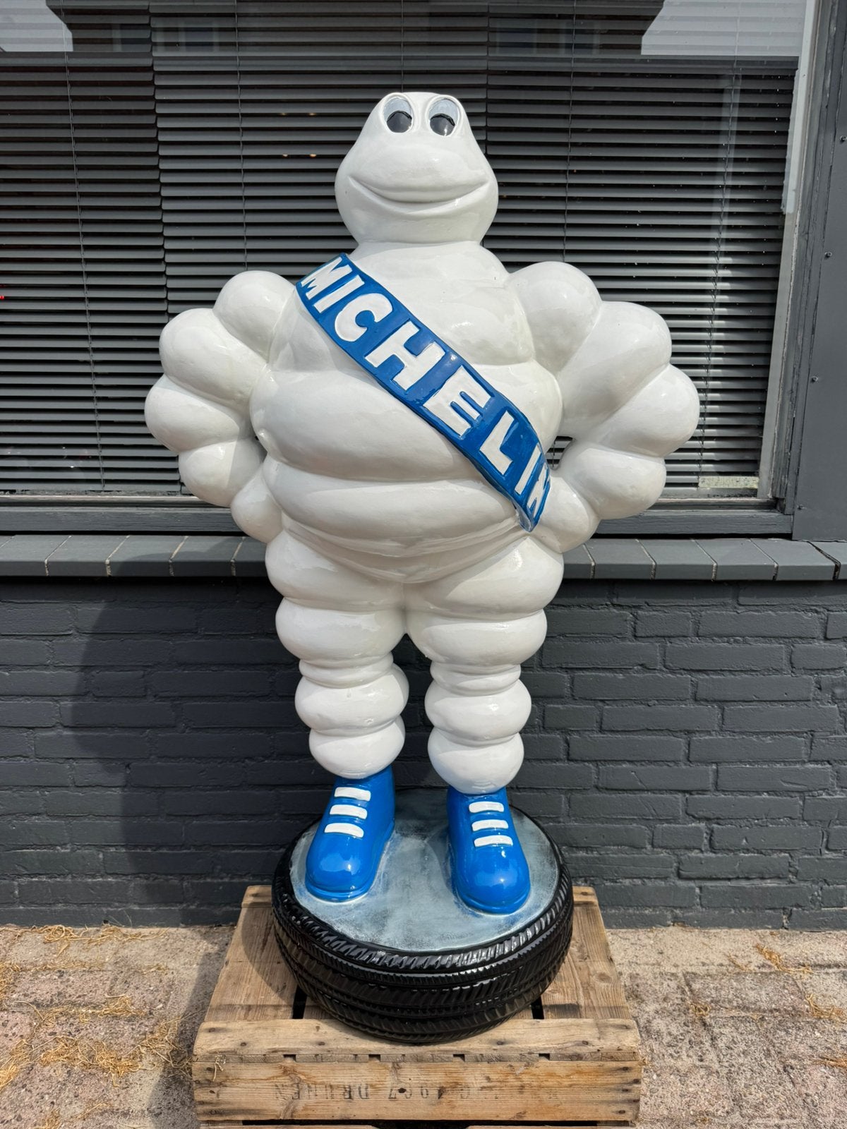 Image publicitaire pour pneus MICHELIN XL, Collections, Statues & Figurines, Enlèvement