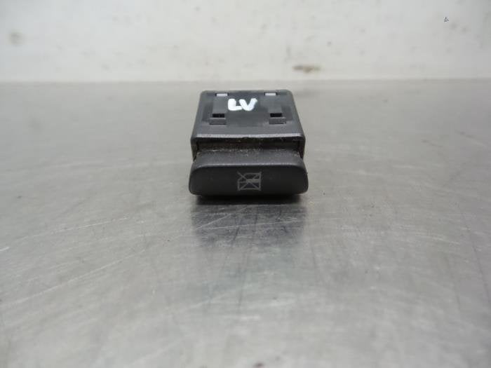 Centrale deurvergrendeling Schakelaar van een Seat Ibiza (Ib, Gebruikt, -, -, Ophalen of Verzenden