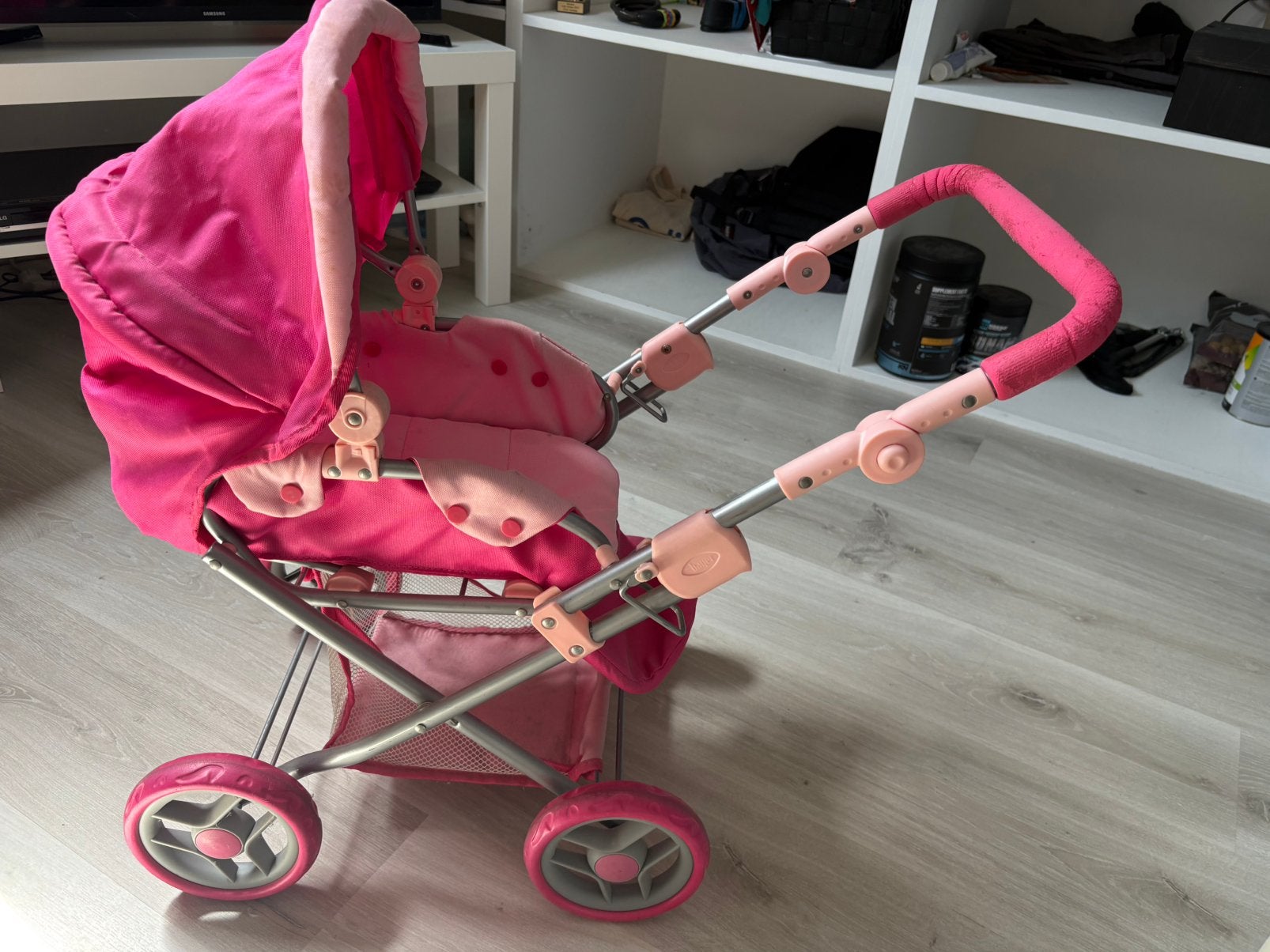 Buggy pop + poppen bedje, Ophalen, Zo goed als nieuw