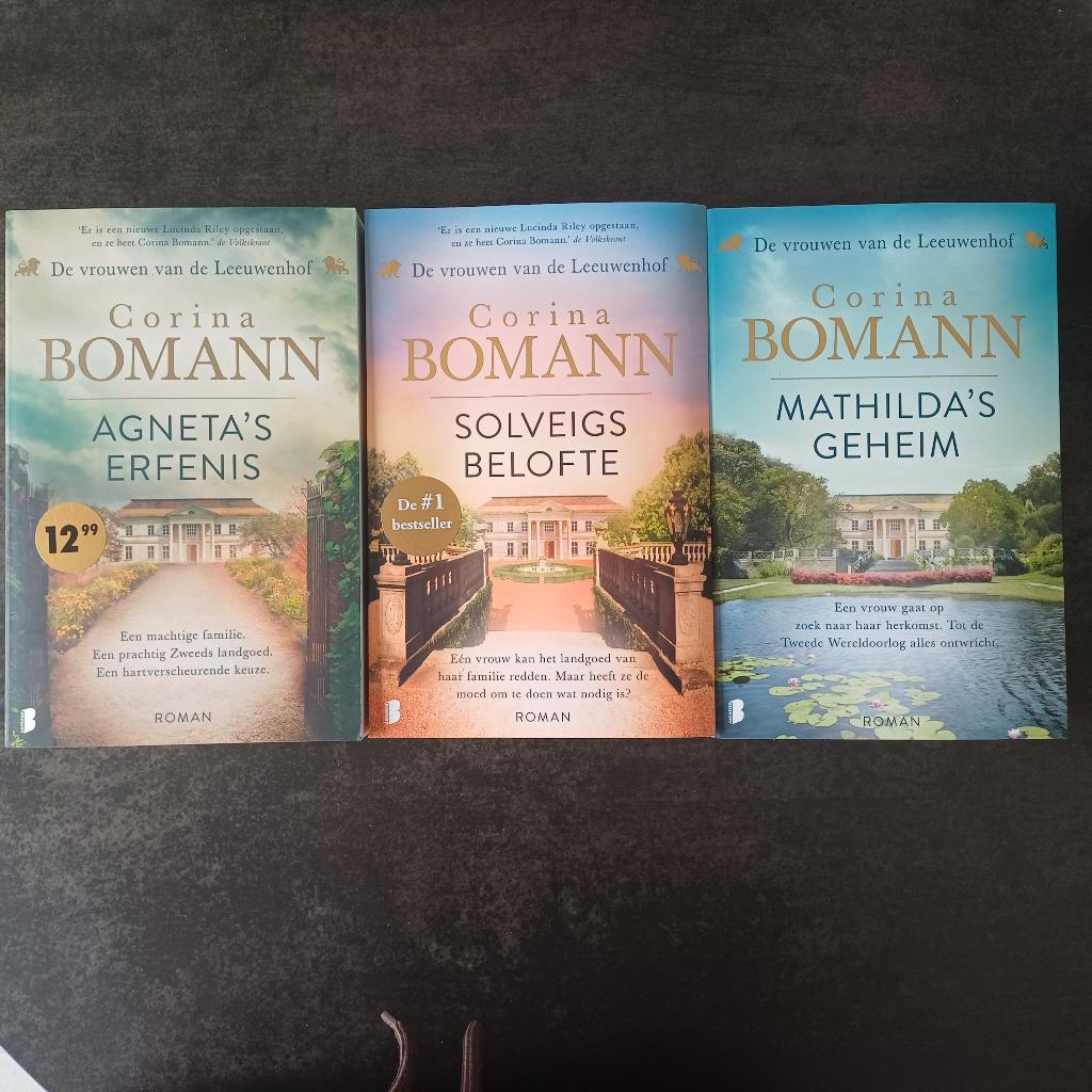 3 Boeken van Corina Bomann - De vrouwen van de Leeuwenhof, Boeken, Romans, Nieuw, België, Ophalen of Verzenden