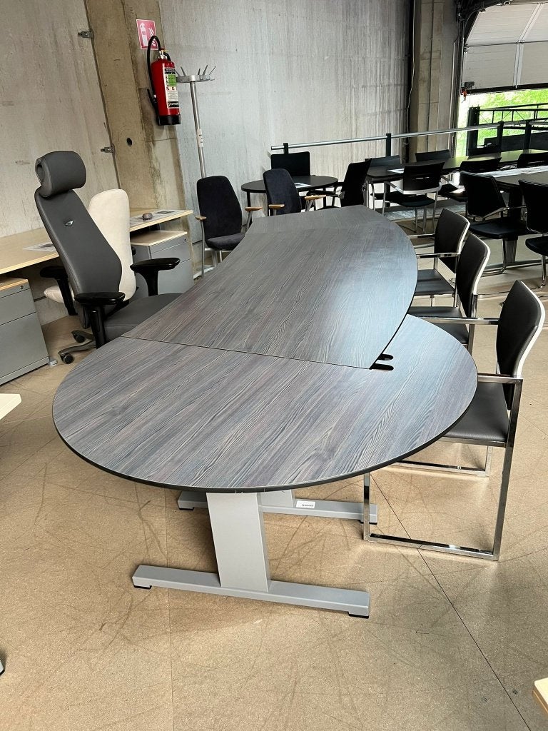 Directiebureau Pami 335x95/120 cm | Hoogte Instelbaar, Huis en Inrichting, Bureaus, Ophalen, Gebruikt, In hoogte verstelbaar, Grijs
