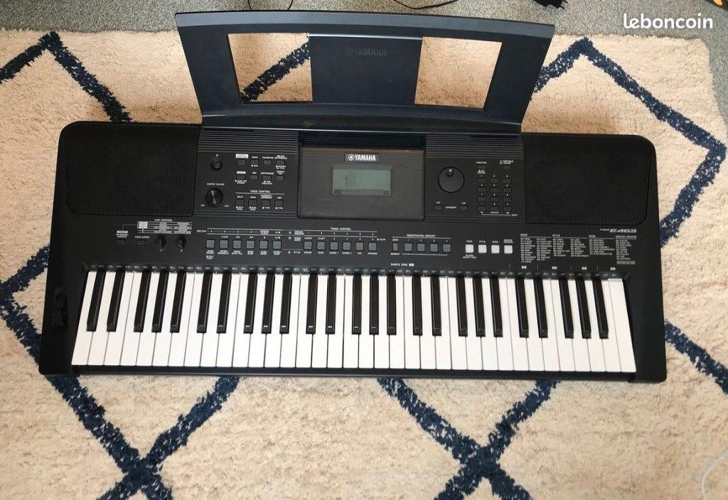 Yamaha E463 numeriek toetsenbord, Ophalen, Zo goed als nieuw, 61 toetsen, Yamaha