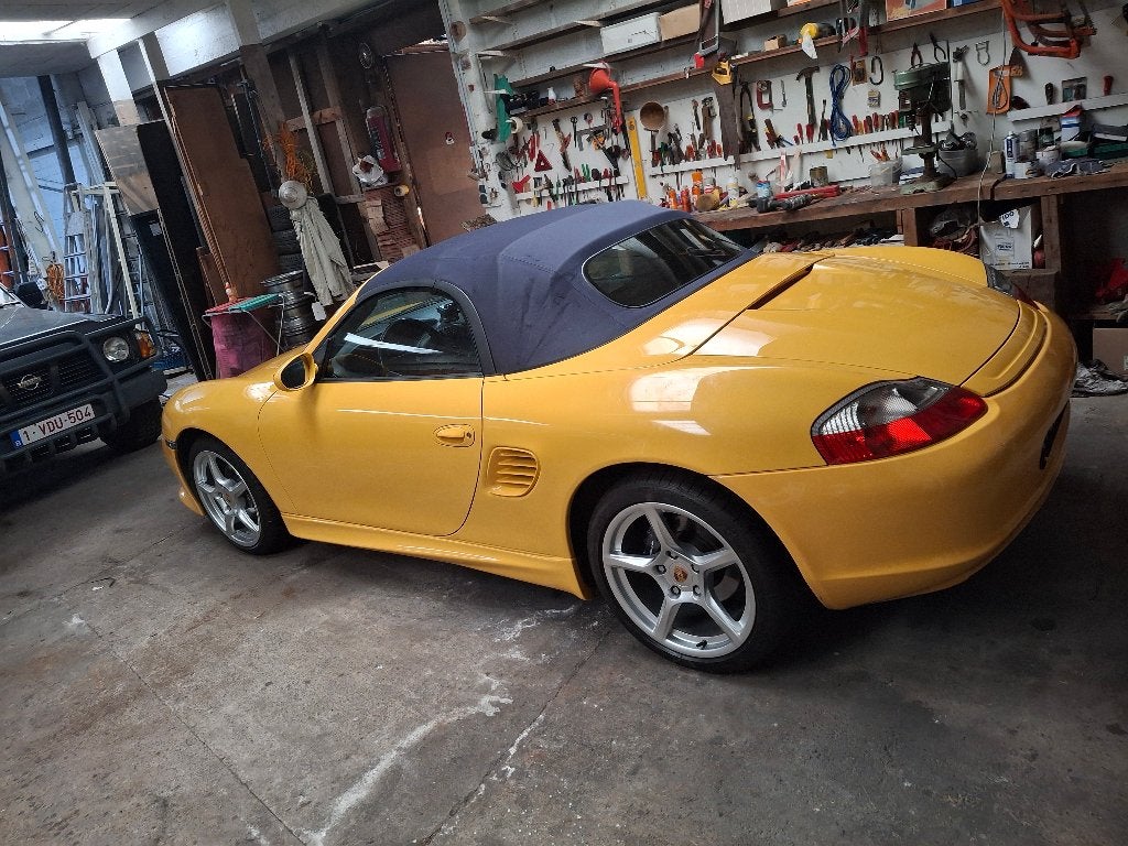 prachtige Porsche Boxster in nieuw staat, Autos, Porsche, Cuir et Alcantara, Achat, Boîte manuelle, Bleu