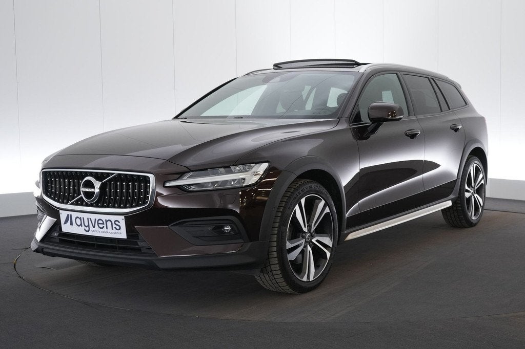 (2AMM189) VOLVO V60 CROSS COUNTRY, Auto's, Automaat, 197 pk, Gebruikt, Euro 6