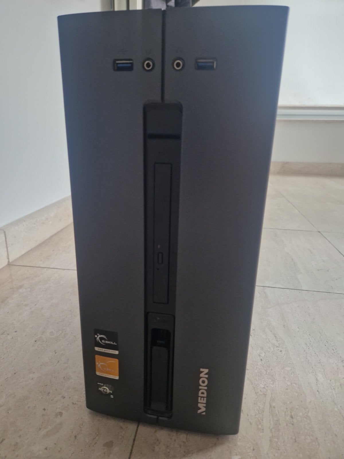 budget gaming computer Amd 5 2600 32gb RAM, Computers en Software, Desktop Pc's, 32 GB, Medion, Gaming, SSD