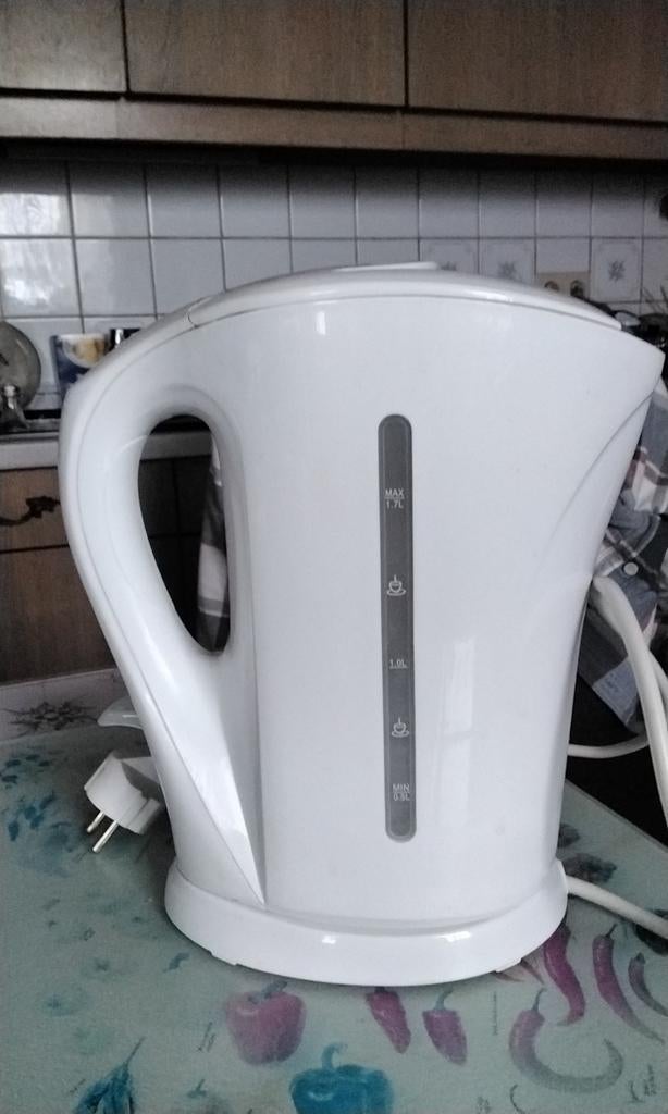 Bouilloire électrique, 1 tot 2 liter, Ophalen, Zo goed als nieuw