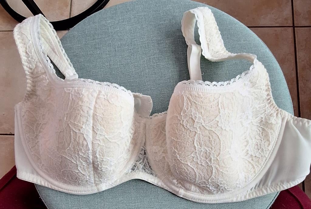 Soutien gorge blanc jamais porté 90C, Enlèvement ou Envoi, Blanc