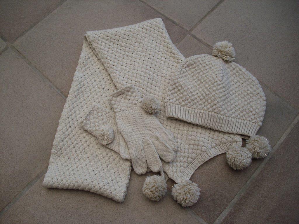 Setje Strass sjaal-muts-handschoenen, Kinderen en Baby's, 110 t/m 116, Ophalen of Verzenden, Zo goed als nieuw, Strass
