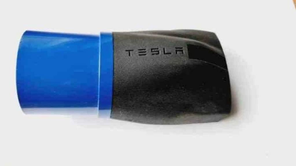 Adaptateur monophasé Tesla P17 32A – réf. 1025801-00-D, Enlèvement ou Envoi