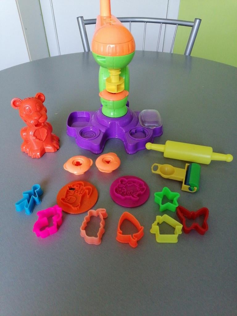 Speelgoed om met plasticine te spelen, Ophalen of Verzenden, Zo goed als nieuw