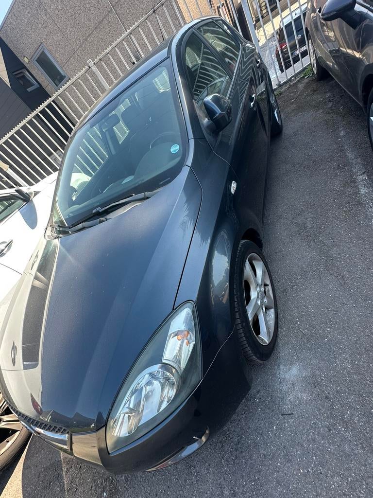 Kia, pour exportation, Autos, Kia, Cuir, Cruise Control, Boîte manuelle, 5 portes