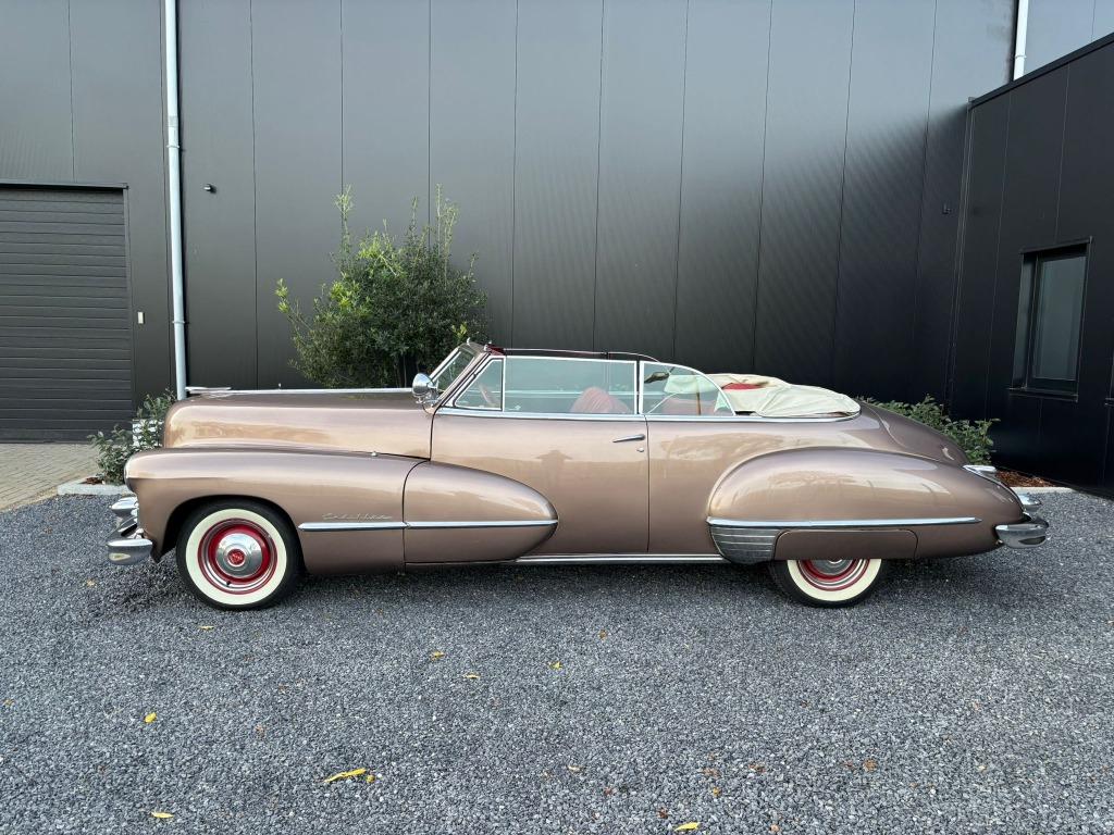 Cadillac series 62 convertible coupé, foto 11