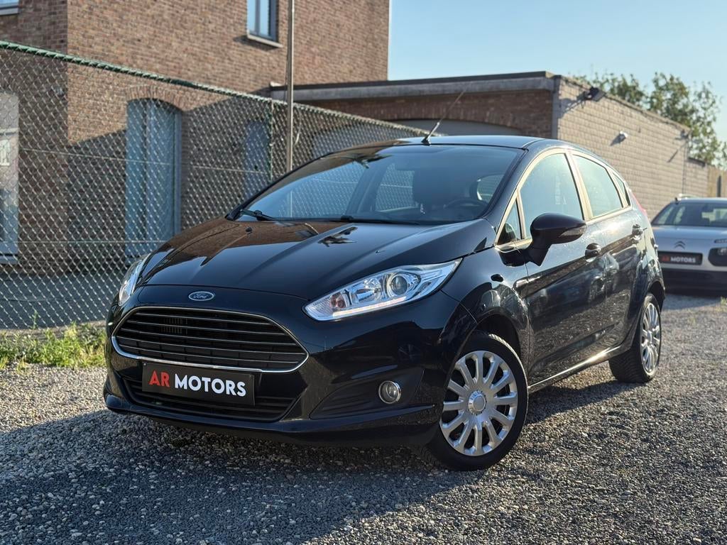 Ford fiesta 1.6 diesel Euro6 170.000km, Autos, Ford, Euro 6, Entreprise, Boîte manuelle, Noir