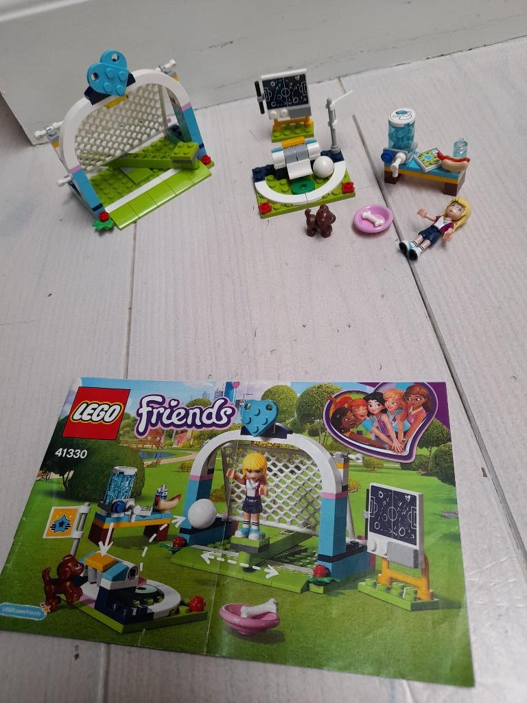 LEGO Friends Stephanie's Voetbaltraining – 41330, Ophalen of Verzenden, Zo goed als nieuw, Complete set, Lego
