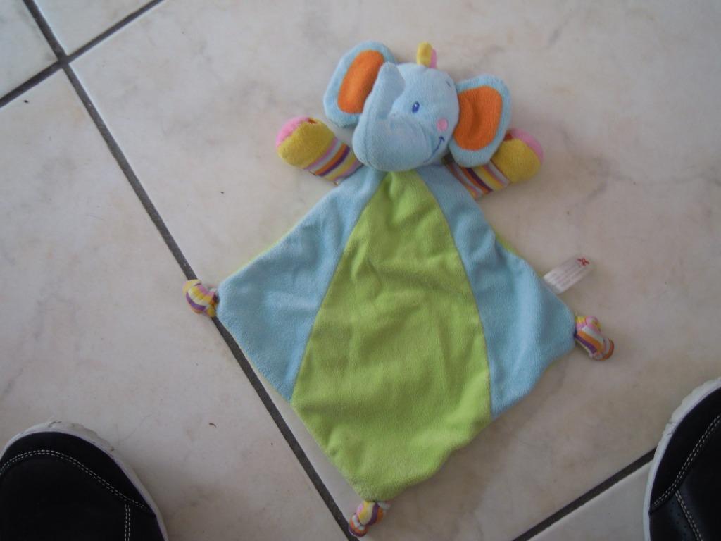 knuffeldoekje nicotoy olifant (doos R ), Kinderen en Baby's, Ophalen of Verzenden, Nieuw, Olifant