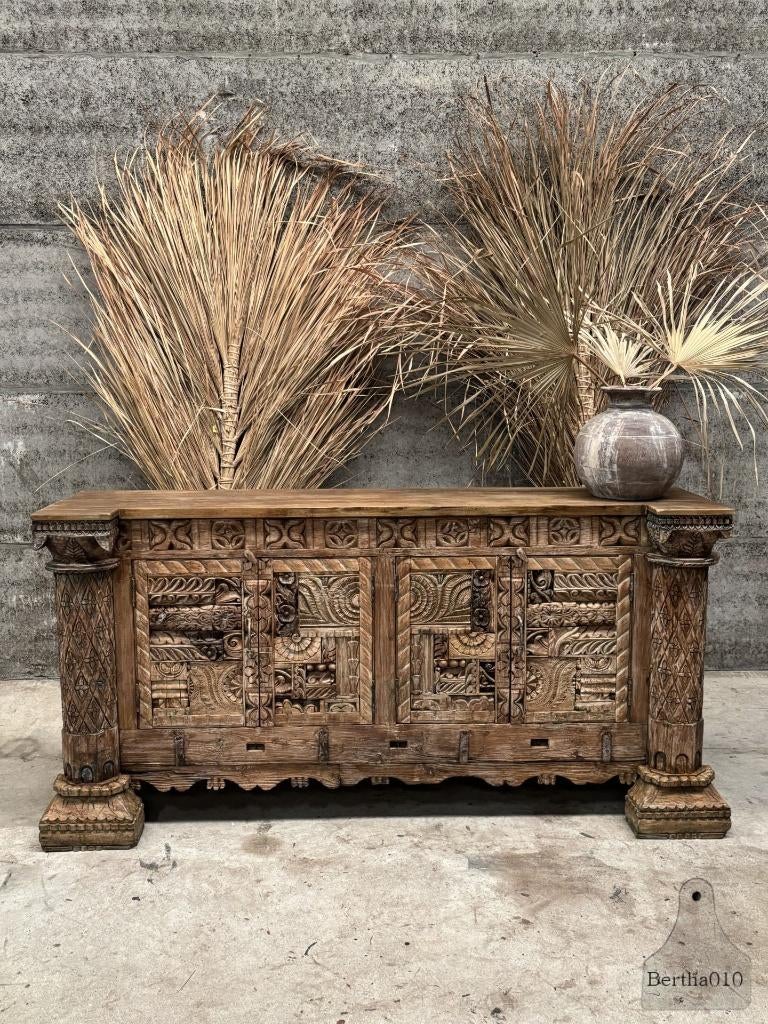 Handgesneden Indiaase console functioneel kunstwerk, Ophalen of Verzenden, Zo goed als nieuw, Oosters, 150 tot 200 cm