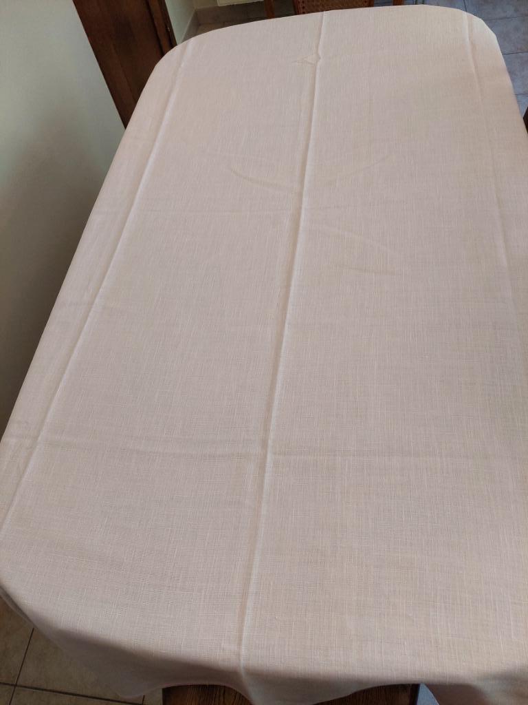 Lichtroze tafelkleed, Huis en Inrichting, Ophalen of Verzenden, Gebruikt, Rechthoek