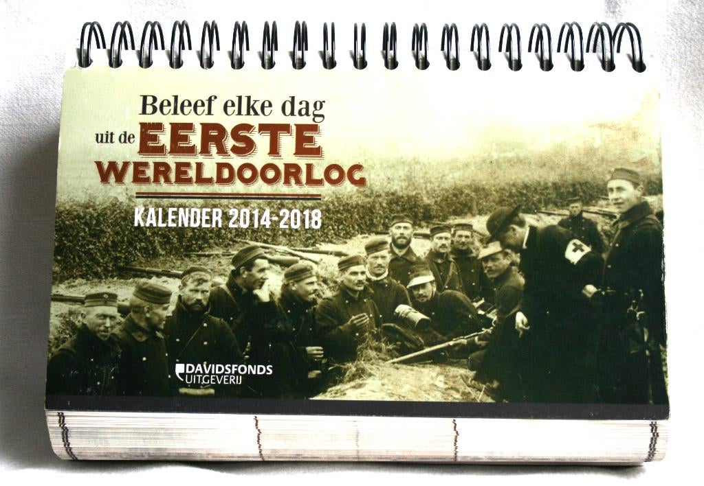 Kalender 1914-1918. Beleef elke dag van WO I., Boeken, Oorlog en Militair, Gelezen, Voor 1940, Ophalen of Verzenden