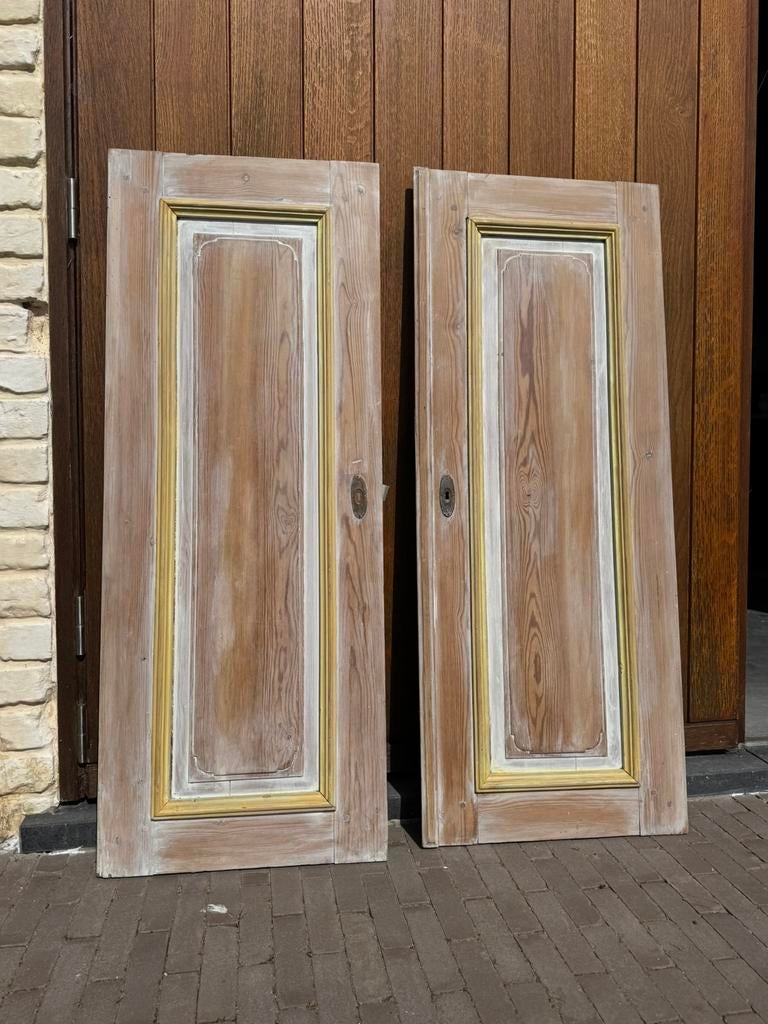 Deuren van Kast in Pitch Pine wood of Pijnhout, Enlèvement, Utilisé