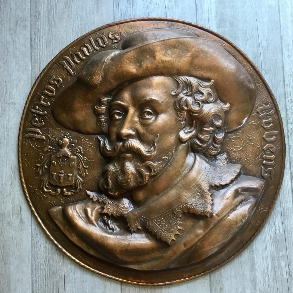 Paulus Rubens 63 cm grote geknede koperen wandplaat, Ophalen, Koper