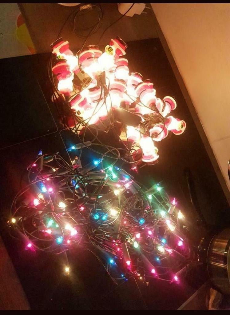 Père Noël, jeux de lumière, boules de Noël, Enlèvement ou Envoi, Comme neuf