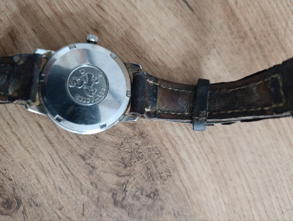 À vendre Omega  entre 60 et 70, Enlèvement ou Envoi, Comme neuf, Omega