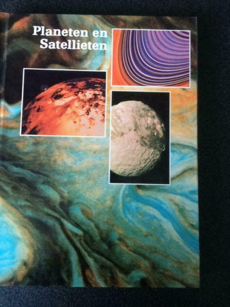 Boek Planeten en Satelieten - goede staat, Ophalen, Gelezen, Natuurwetenschap