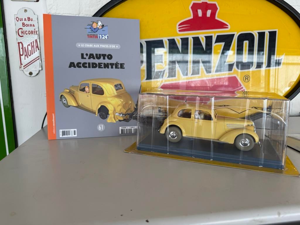 Kuifje auto 1 : 24 Imperia Mesange, Verzamelen, Ophalen of Verzenden, Kuifje, Zo goed als nieuw, Beeldje of Figuurtje