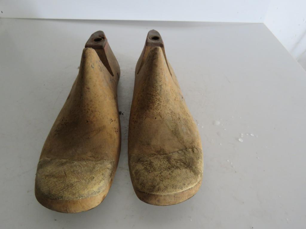 Paire de chaussure ancienne dure pointure 37, Enlèvement ou Envoi