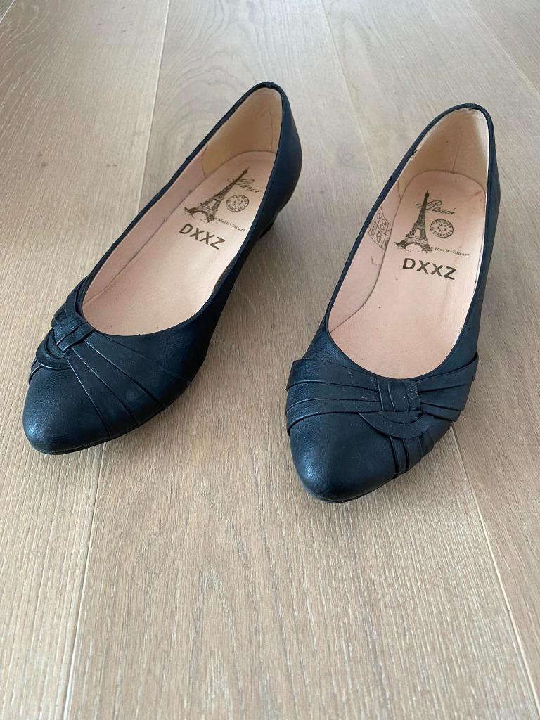Chaussures à bout pointu et petit talon, Schoenen met lage hakken, Zwart, Ophalen of Verzenden, Dxxz