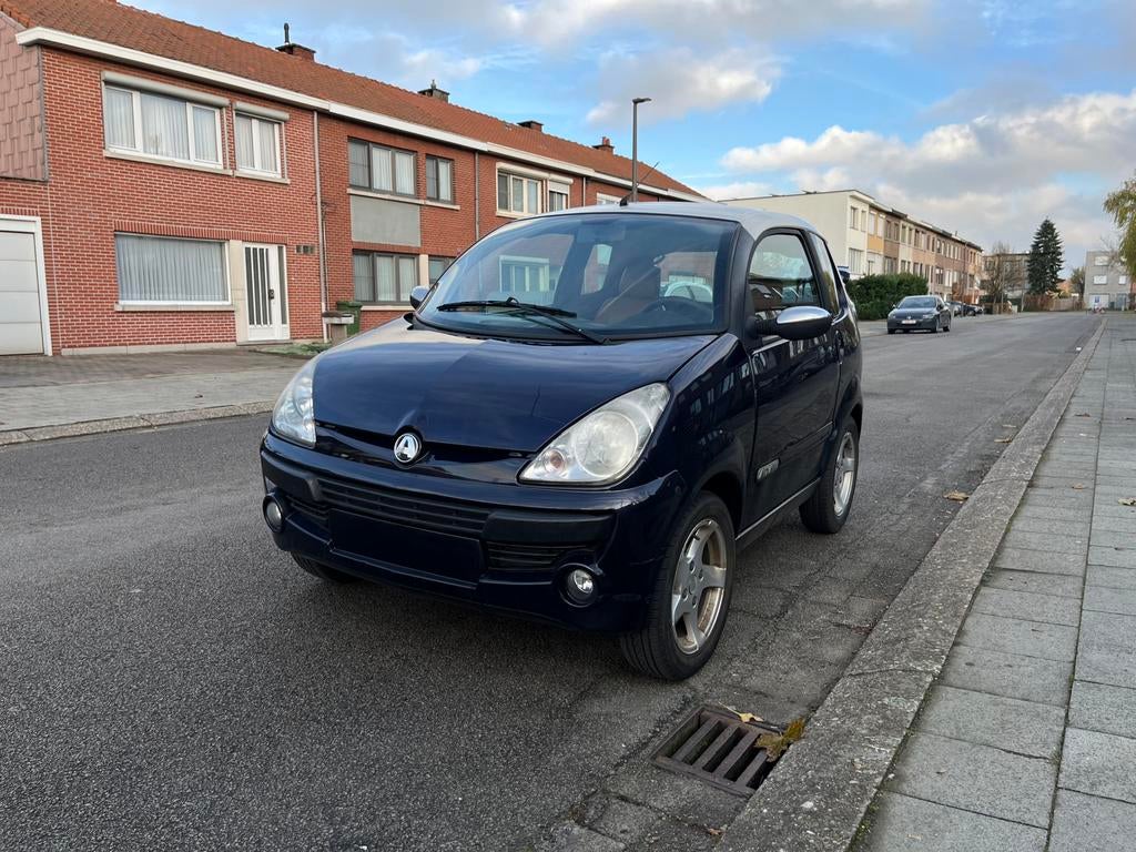 Aixam City 2010 | Zuinig Brommobiel/Minicar, Cuir, Achat, 375 kg, 2 cylindres