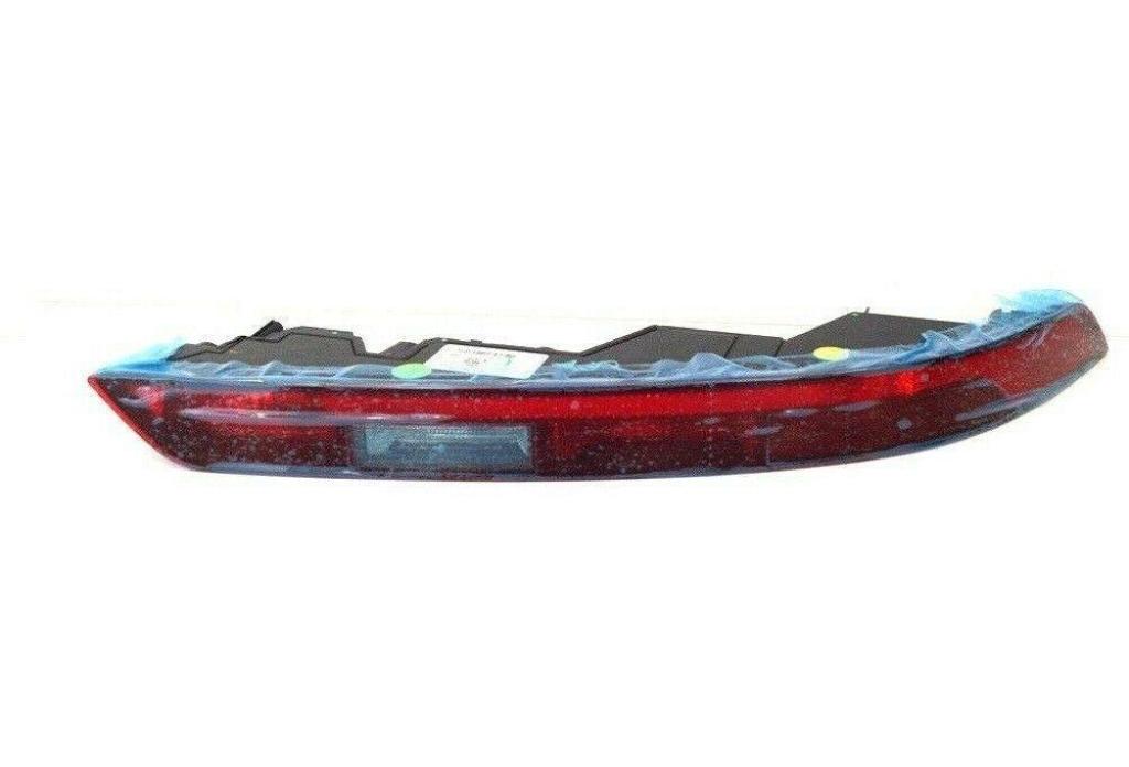 Achterlichtreflector links Audi Q5 2017-2025 80a945070, Ophalen, Achter, Audi