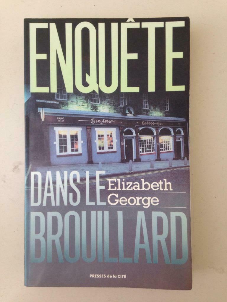 Enquête dans le Brouillard - Elizabeth George, Boeken, Ophalen of Verzenden, Gelezen