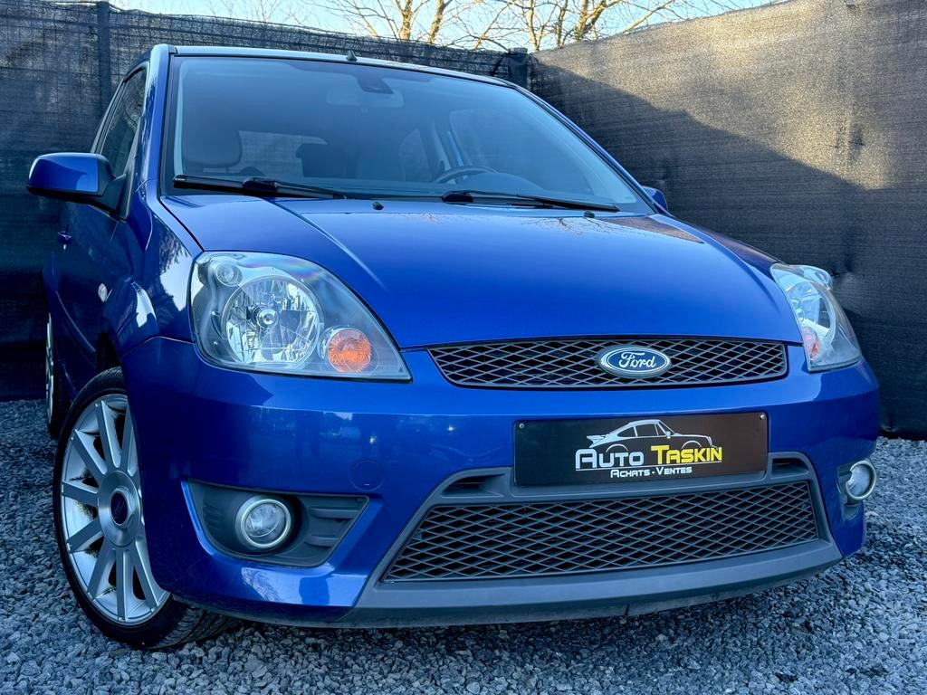 Ford // Fiesat // ST // 2.0i 16v // 150cv // A voir //, Electronic Stability Program (ESP), 110 kW, Entreprise, Boîte manuelle