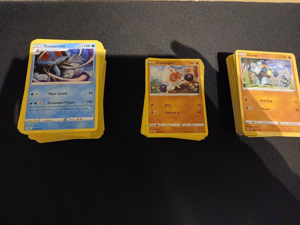 lot 235 pokémon kaarten (Engels), Ophalen, Zo goed als nieuw, Meerdere kaarten