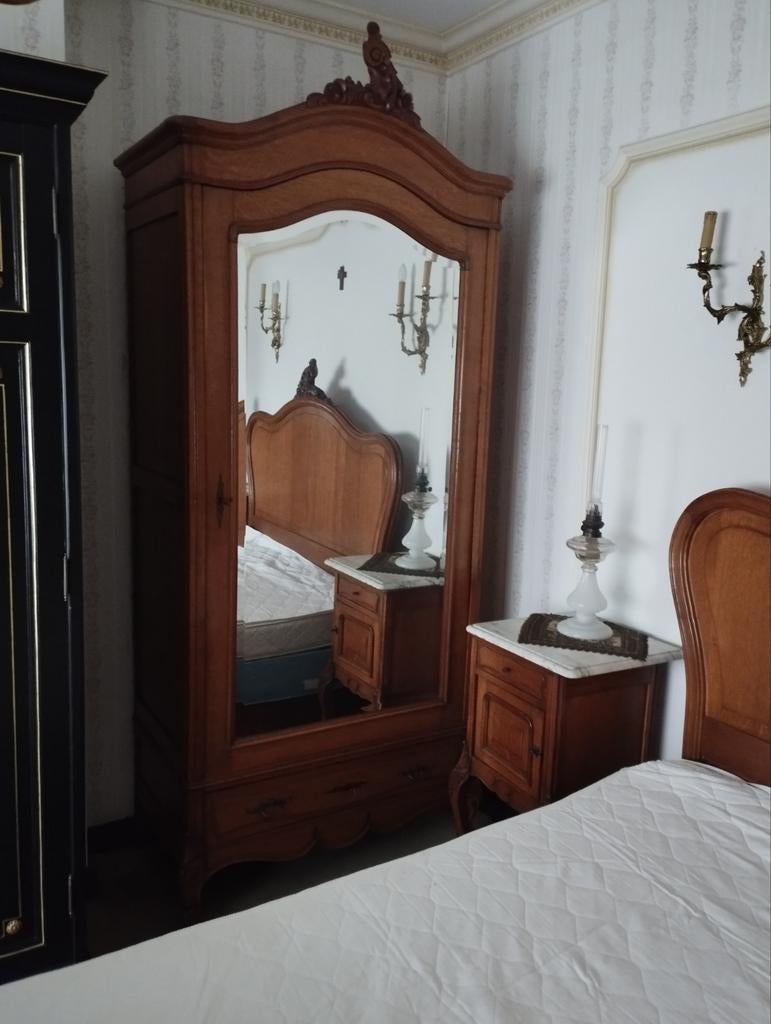 Eiken slaapkamer Louis XV, Ophalen