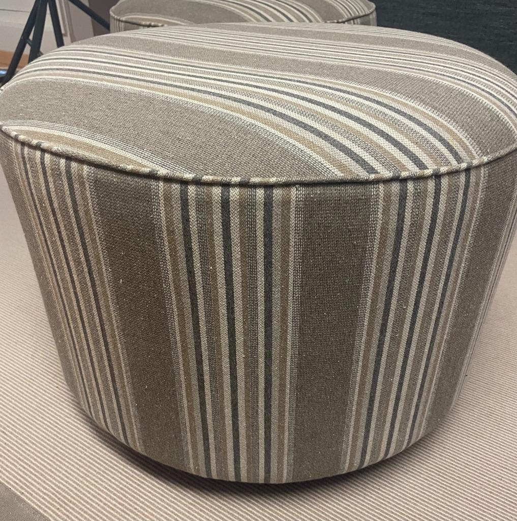 Poufs, Rond, Comme neuf, Enlèvement, 50 à 75 cm