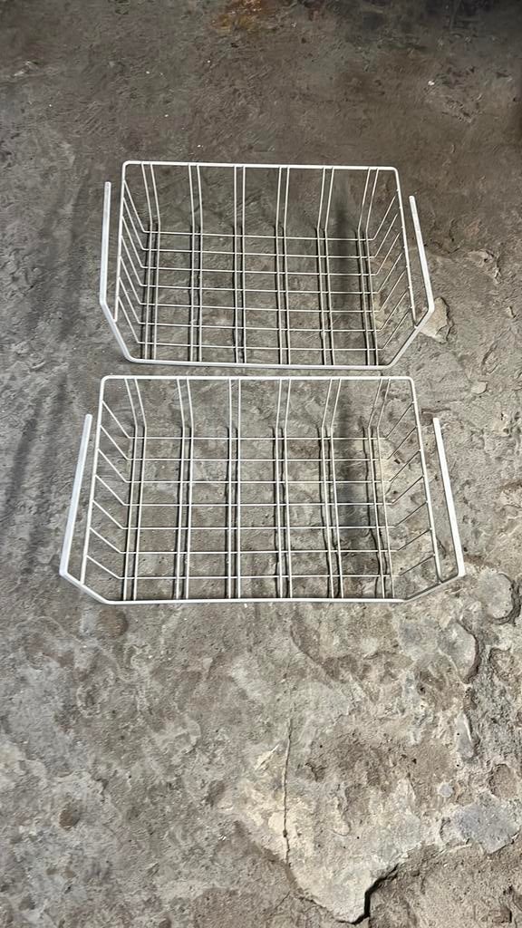 panier en métal blanc, Enlèvement, Comme neuf