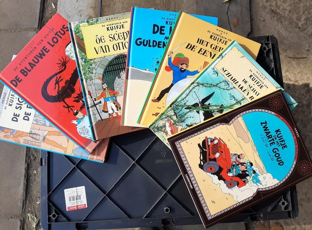 Coffret de 7 albums à couverture rigide de Tintin, petit for, Plusieurs BD, Enlèvement ou Envoi, Comme neuf, Hergé