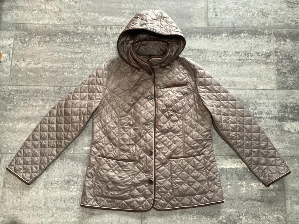Jas Barbara Lebek 42/44, Beige, Maat 42/44 (L), Ophalen of Verzenden, Zo goed als nieuw